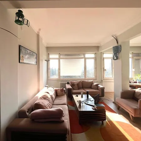 Apartment With Forest View Istanbul